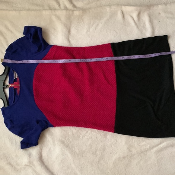 1960s inspired mini dress - Picture 5 of 5